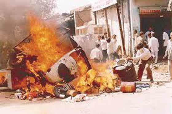 നരോദ പാട്യ: പരോളിൽ മുങ്ങിയ പ്രതികൾ പിടിയിൽ